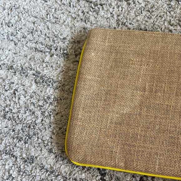 Francesca's Jute woven clutch with green yellow and white beaded detail - Picture 6 of 9